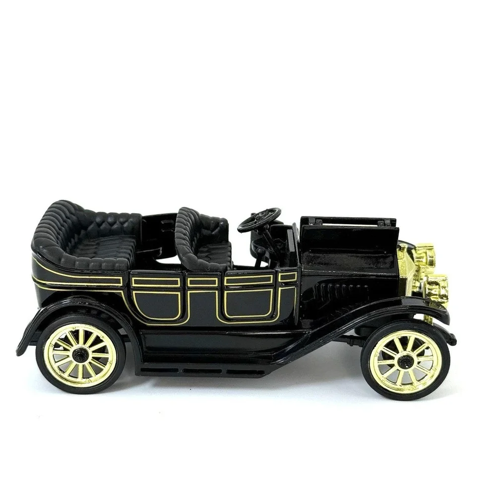 Vintage 1911 Chevy Classic Six Diecast Car Black Gold Trim Touring Convertible M